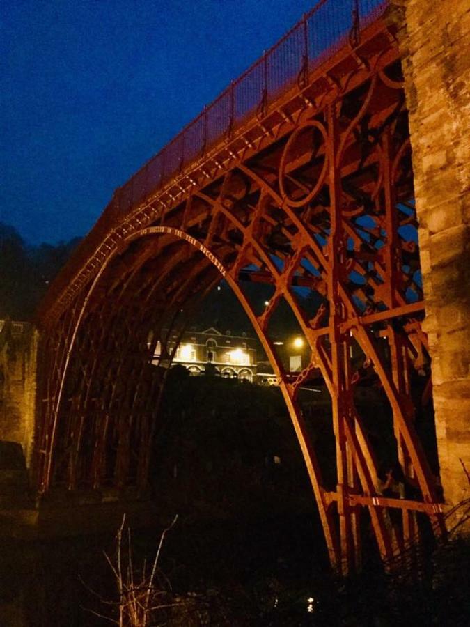 Ironbridge Lodge Exterior photo